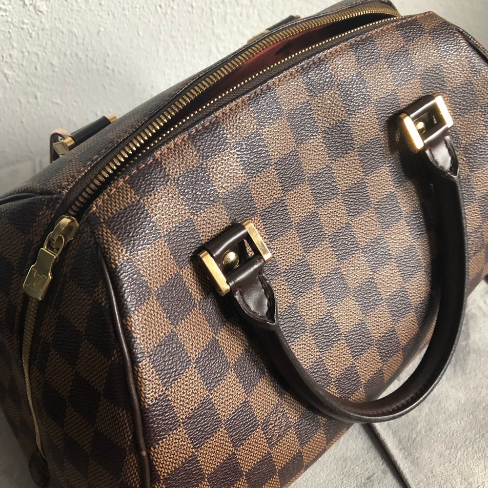 Authentic Louis Vuitton - Picture 4 of 10